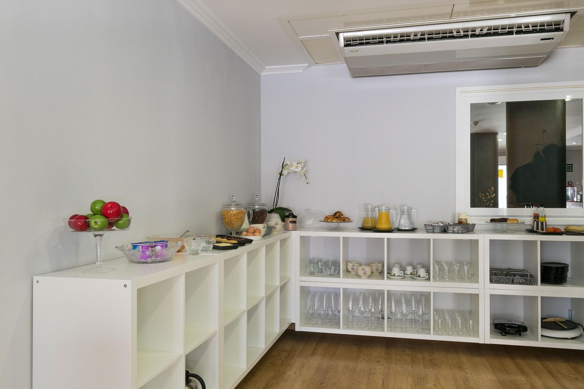 Hotel 139 Castelldefels Kültér fotó