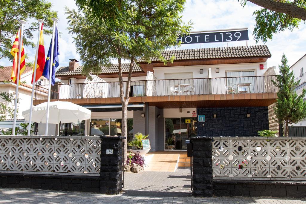 Hotel 139 Castelldefels Kültér fotó